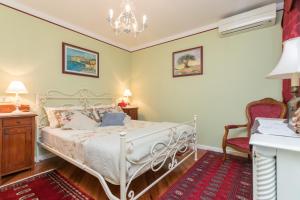 Posteľ alebo postele v izbe v ubytovaní Luxury Sea View Apartments