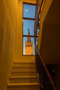 Zdjęcie z galerii obiektu Angeles 6- Giralda Luxury by Valcambre w Sewilli