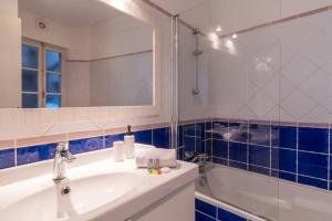 Fotografia z galérie ubytovania BEL APPARTEMENT DANS LE CENTRE D'AVIGNON v Avignone