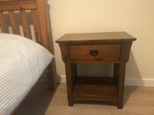 En eller flere senge i et værelse på House - Sleeps 5 - Pets Ok - Parking - Garden