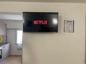 TV/trung tâm giải trí tại Blanda house