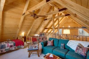 Foto dalla galleria di Family-Friendly Jasper Cabin with Deck! a Jasper
