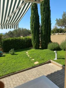 Ein Garten an der Unterkunft Vila Mimoza