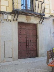 The facade or entrance of Narciso Tomé en San justo 4