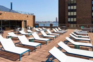 Фотография из галереи Kips Bay 1br w doorman wd nr East River NYC-978 в Нью-Йорке