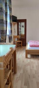 Postel nebo postele na pokoji v ubytování Chambre d'hôtes de la tulipe