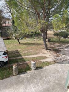 Fotografia z galérie ubytovania Villa avec charme provençal v destinácii La Tour-dʼAigues