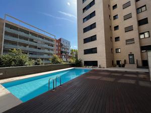 Bazén v ubytování Studio CP Poblenou nebo v jeho okolí