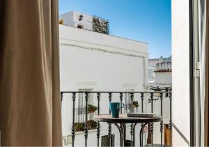 A balcony or terrace at Dúplex Centro Histórico Tarifa