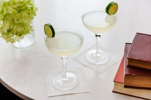 Minuman di The Algonquin Hotel Times Square, Autograph Collection