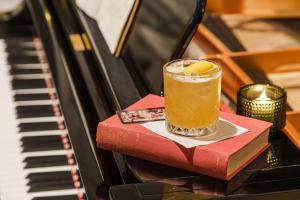 Minuman di The Algonquin Hotel Times Square, Autograph Collection