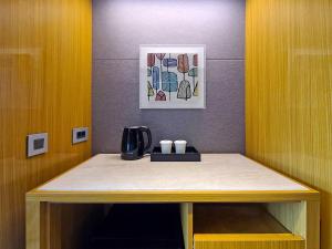 Jeongseon Intoraon Hotel的咖啡和沏茶工具