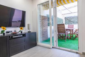 Fotografia z galérie ubytovania PEDREGALEJO BEACH APARTMENT v destinácii Málaga