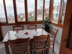 Balkón alebo terasa v ubytovaní Georgia House Portaria + 33 fotografií