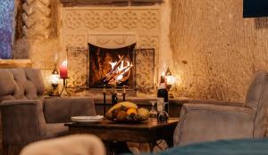 Posezení v ubytování Bayar Cave Suites