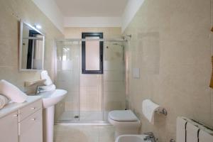 A bathroom at Casa Palma a Otranto