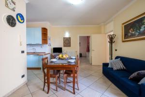 A kitchen or kitchenette at Casa Palma a Otranto Még 12 kép