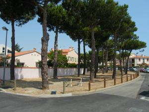 Fotografia z galérie ubytovania soleil catalan ok chéques vacances animaux 150m mer 4pers wifi terrasse v destinácii Saint-Cyprien + 20 fotografií