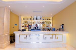Hosté ubytování Continental Xin Hao Hotel and Resort 洲际新濠酒店
