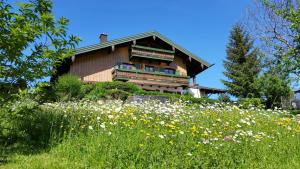 Garður fyrir utan Pension Staufenhof