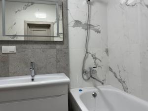 Квартира по вул. Огієнка 2а tesisinde bir banyo