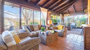 Afbeelding uit fotogalerij van Uvaspina 8, Emma Villas in Antignano