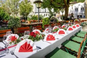 Restaurace v ubytování Altstadt- und Businesshotel Pfaubräu - Brauereigasthof - Frühstücksbuffet - kostenfreie Radgarage - Hunde willkommen