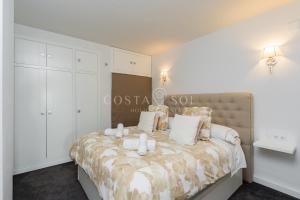 Fotografia z galérie ubytovania PUERTO MARINA-BENALMADENA LUXURY APARTMENT DENTRO DE LA ISLA v destinácii Benalmádena