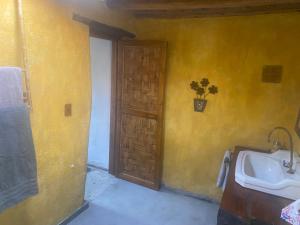 Koupelna v ubytování El Huarango Eco Lodge + 138 fotografií