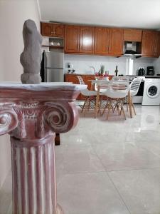 A kitchen or kitchenette at Sunrise Apartment 2