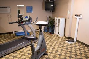 Fitness centrum a/nebo fitness zařízení v ubytování Days Inn by Wyndham Klamath Falls