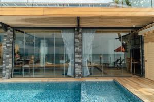 Fotografie z fotogalerie ubytování Sea&Sky luxury villa-absolute beachfront v destinaci Mae Nam