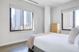 Gallery image of Amazing Midtown W 1BR w Gym nr Times Sq NYC-650 in New York