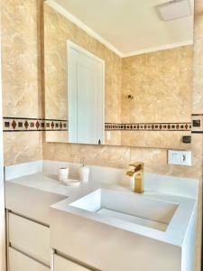 Koupelna v ubytování Melhor vista do Guarujá (Apartamento pé na areia)