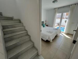 Posteľ alebo postele v izbe v ubytovaní Nerja Paradise Rentals - Villa Zafiro
