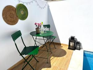 Bazén v ubytovaní Nerja Paradise Rentals - Villa Zafiro alebo v jeho blízkosti