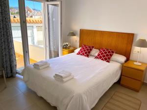 Posteľ alebo postele v izbe v ubytovaní Nerja Paradise Rentals - Villa Zafiro