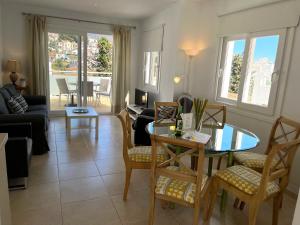 Posedenie v ubytovaní Nerja Paradise Rentals - Villa Zafiro
