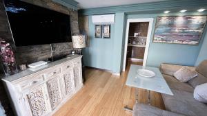 Μια τηλεόραση ή/και κέντρο ψυχαγωγίας στο 180 Home Luxury N. De Los Angeles +8 φωτογραφίες