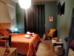 A bed or beds in a room at B&B DOMUS 65