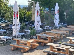 Restaurace v ubytování Auerhahn Nest