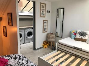 Posteľ alebo postele v izbe v ubytovaní Appartement Duplex Cosy au calme à 50m de la plage