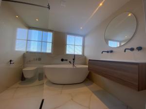 Un baño de Villa Stilleven 41 fotos más