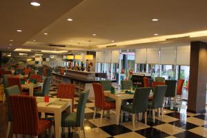 Gallery image of Asialink Premier hotel in Karawang