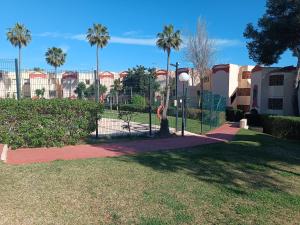 Vonkajšia záhrada v ubytovaní Riviera del Sol , Casa Lola, Mijas Costa