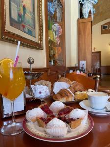 Jedlo v ubytovaní bed & breakfast alebo blízkom okolí
