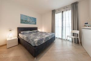 Postel nebo postele na pokoji v ubytování H11 [Luxury 17A] Porto - Piscina - Jacuzzi + 24 fotografií