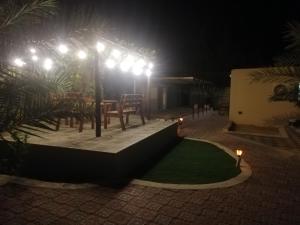 Imagen de la galería de استراحة شرفة الواحةOasis Terrace Inn and Lounge, en Bahlāʼ