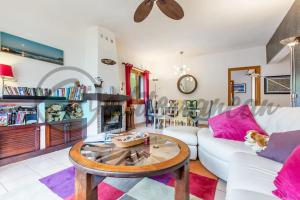 エル・トロにあるVilla Casablanca near port adriano by villasmediterraneanのギャラリーの写真