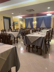 丰尼伊尔辛吉亚乐托酒店的相册照片